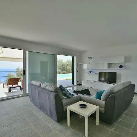 La Bianchina - House With Pool Villa *