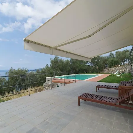 Villa La Bianchina - House With Pool Chiavari