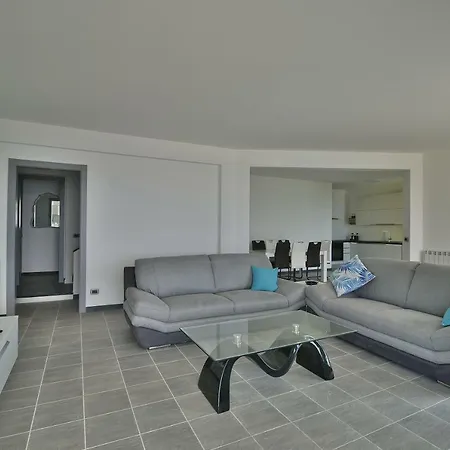 La Bianchina - House With Pool Villa